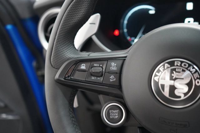 New 2025 Alfa Romeo Stelvio Sprint AWD/4WD image 19
