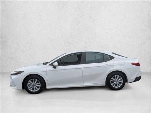 Used 2026 Toyota Camry LE FWD image 9