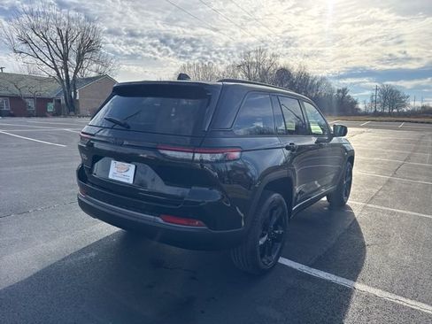 New 2026 Jeep Grand Cherokee Limited image 7