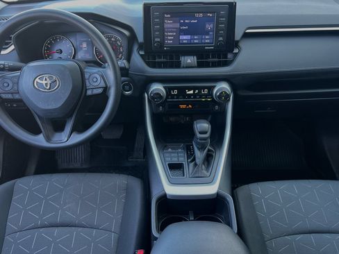 Certified 2022 Toyota RAV4 XLE AWD/4WD image 10