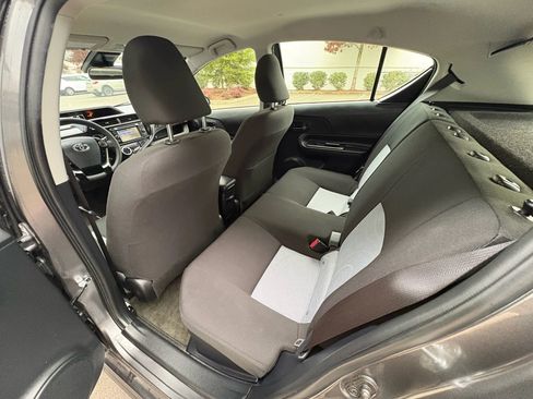 Used 2018 Toyota Prius C Two image 16