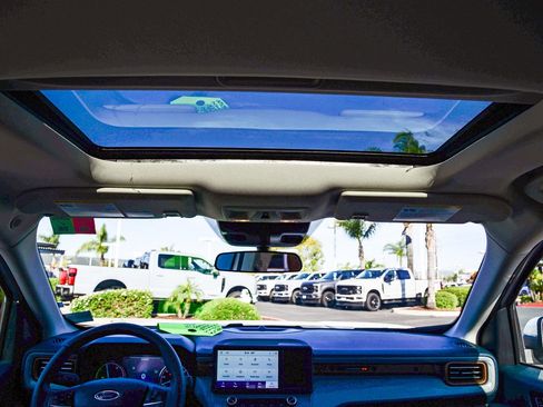 Used 2023 Ford Maverick Lariat image 16