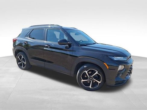 Used 2023 Chevrolet TrailBlazer RS w/ Convenience Package FWD image 1