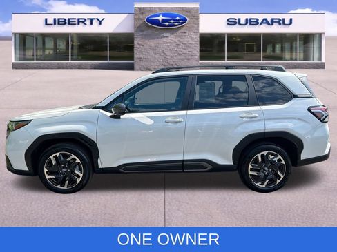 Certified 2025 Subaru Forester Limited AWD/4WD image 3