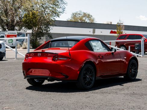 New 2026 MAZDA MX-5 Miata RF Club w/ Interior Package RWD image 4
