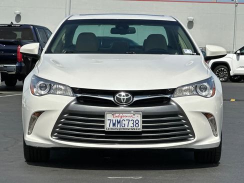 Used 2017 Toyota Camry XLE image 10