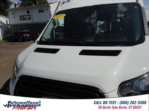 Used 2019 Ford Transit 250 148 Medium Roof RWD image 20