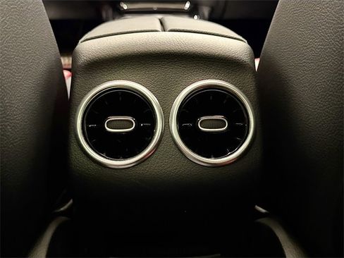 Used 2023 Mercedes-Benz GLA 250 4MATIC image 26