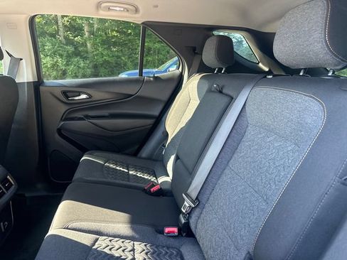 Used 2024 Chevrolet Equinox LT AWD/4WD image 19