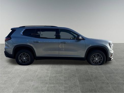 Used 2025 GMC Acadia Elevation image 7