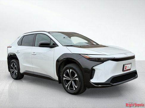 Certified 2023 Toyota bZ4X AWD w/ Weather Package image 10
