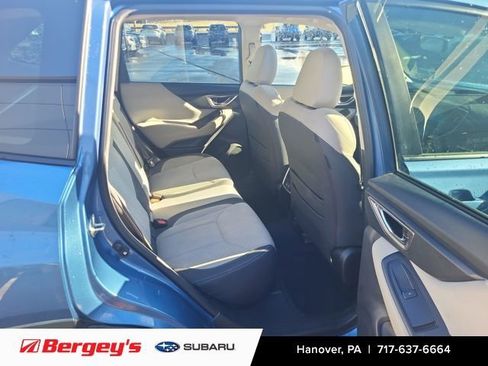 Used 2021 Subaru Forester Premium image 15