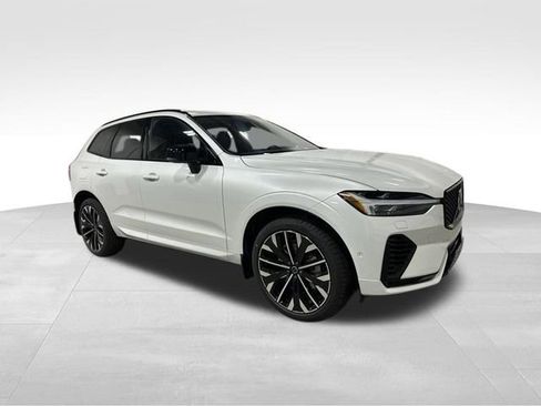 New 2026 Volvo XC60 T8 Ultra w/ Protection Package Premier AWD/4WD image 3