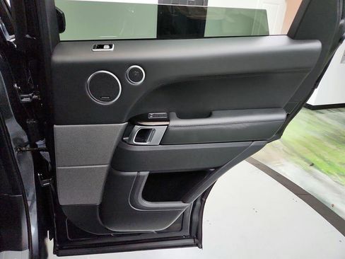 Used 2019 Land Rover Range Rover Sport Supercharged image 30