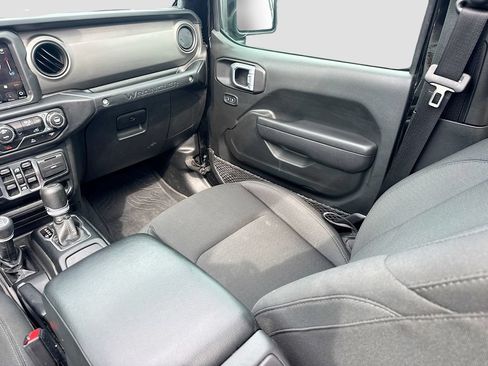 Used 2022 Jeep Wrangler Unlimited Sport w/ Sun And Sound Package AWD/4WD image 26