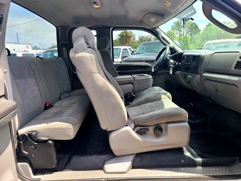 Used 2003 Ford F250 XLT image 17