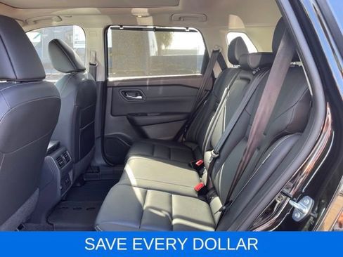 Used 2023 Nissan Rogue SL w/ SL Premium Package FWD image 25