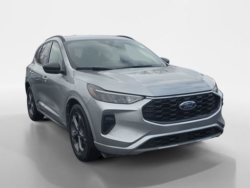 Used 2023 Ford Escape ST-Line w/ Tech Pack #1 image 8