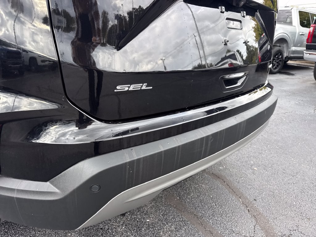 Used 2024 Ford Edge SEL w/ Convenience Package AWD/4WD image 11