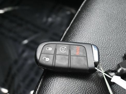 Used 2025 Jeep Compass Limited AWD/4WD image 30
