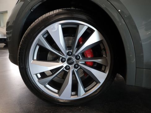 Used 2023 Audi SQ5 Premium Plus image 13