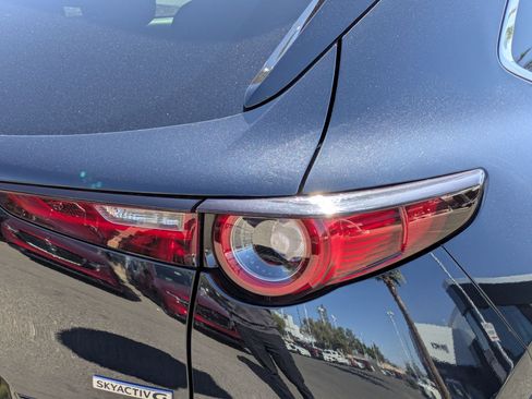 Certified 2023 MAZDA CX-30 AWD 2.5 S w/ Premium Package image 11