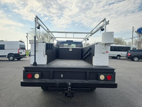 Used 2018 RAM 3500 Tradesman w/ Power & Remote Entry Group RWD image 7