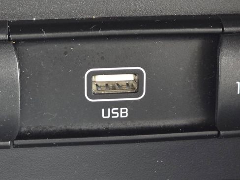 Used 2022 Kia Sportage LX image 7