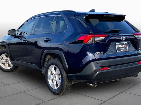 Used 2021 Toyota RAV4 XLE AWD/4WD image 12