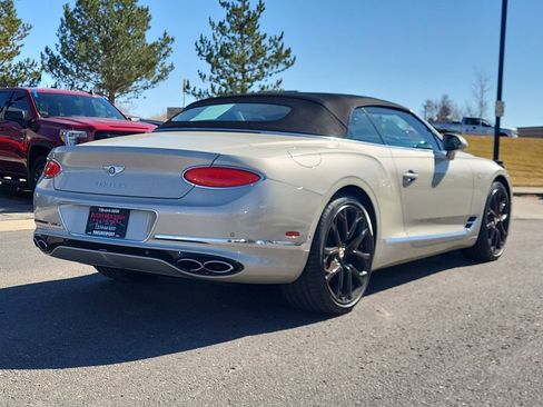 Used 2020 Bentley Continental GT image 3