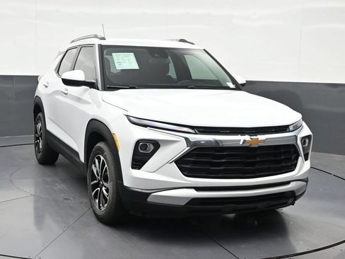 Used 2026 Chevrolet TrailBlazer LT FWD image 7