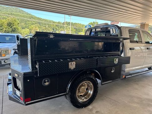 Used 2022 RAM 3500 Tradesman w/ Electrical Accessory Group AWD/4WD image 21