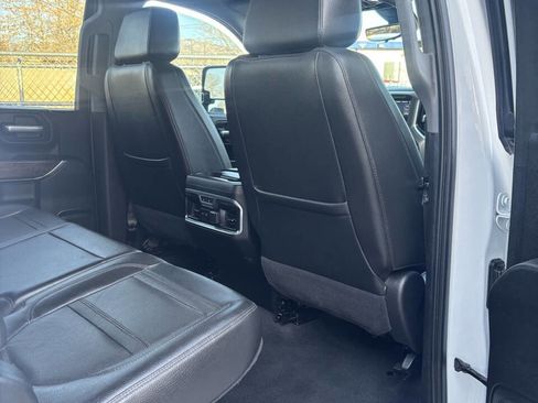 Used 2021 GMC Sierra 2500 Denali w/ Denali Ultimate Package image 16