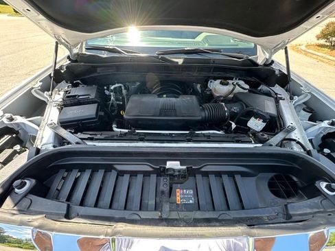 Used 2024 GMC Sierra 1500 SLT RWD image 27