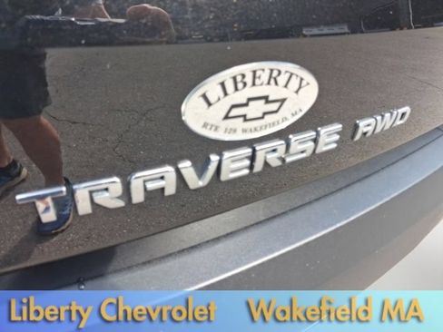 Used 2023 Chevrolet Traverse LT AWD/4WD image 11