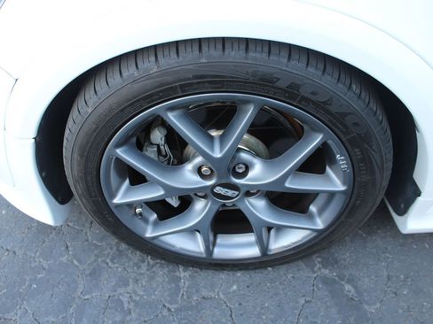 Used 2013 Volvo C30 T5 R-Design FWD image 12