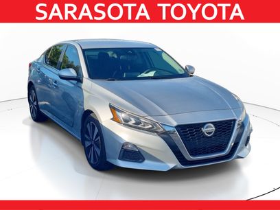 Used 2022 Nissan Altima 2.5 SV