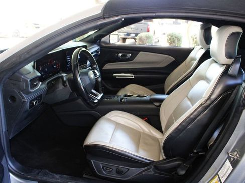 Used 2024 Ford Mustang Premium RWD image 27