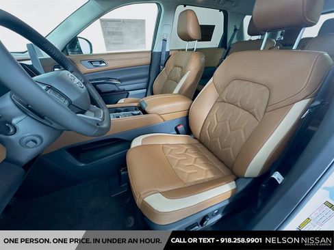 New 2026 Nissan Pathfinder Platinum AWD/4WD image 21