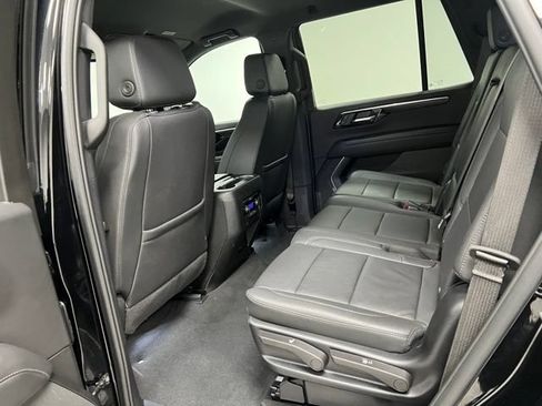 Used 2025 Chevrolet Tahoe LT AWD/4WD image 36
