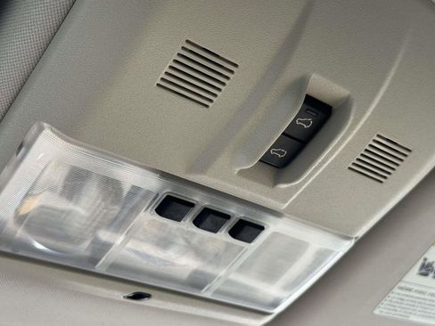 Used 2013 Land Rover LR4 HSE image 30