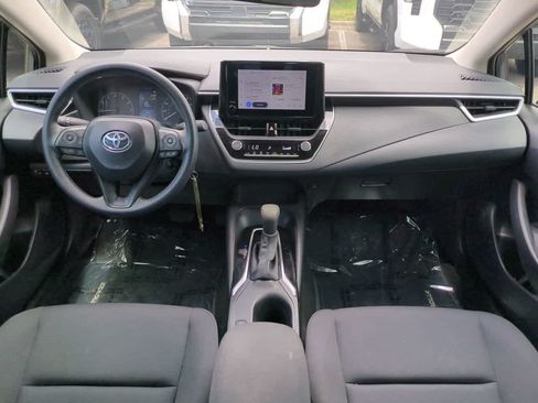 Certified 2025 Toyota Corolla LE FWD image 14