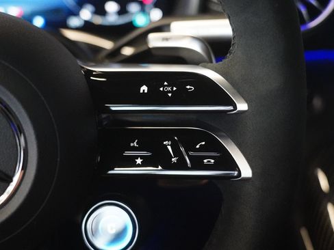 Certified 2025 Mercedes-Benz AMG GT 63 S w/ Driver Assistance Package image 17