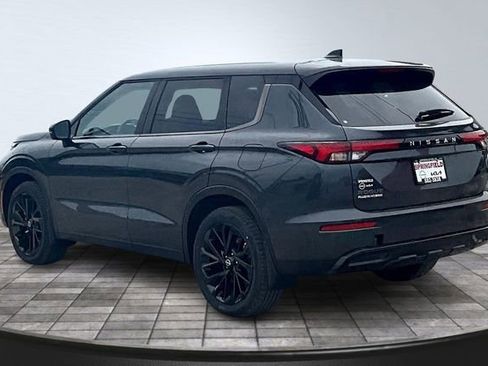 New 2026 Nissan Rogue SL image 3