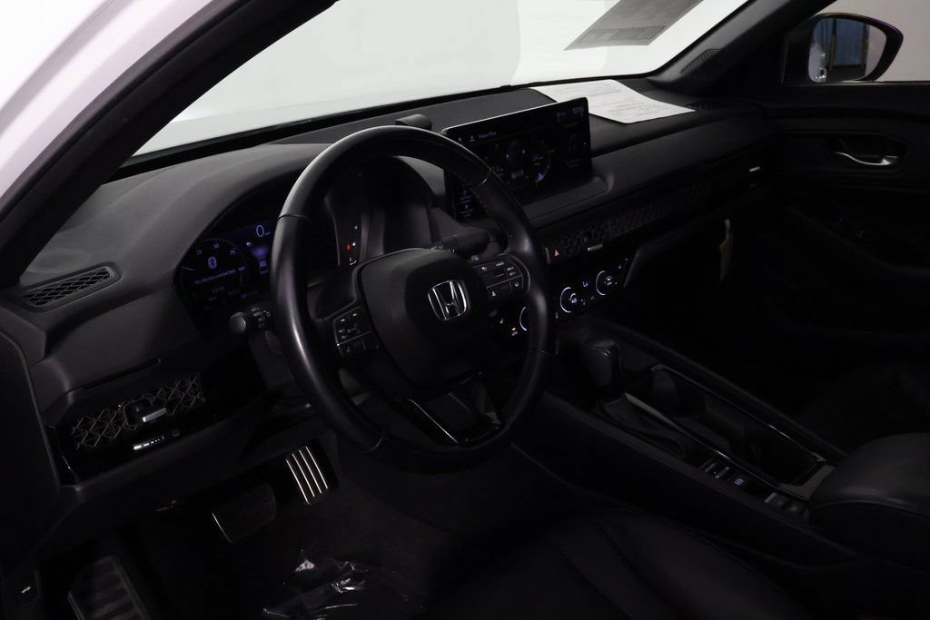 Used 2024 Honda Accord Sport image 7