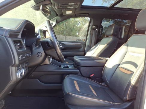 Used 2022 GMC Yukon AT4 w/ AT4 Premium Plus Package image 31