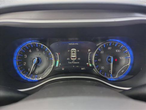 New 2026 Chrysler Voyager LX image 7