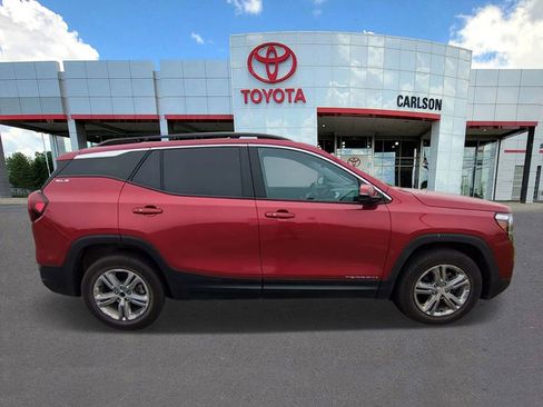Used 2022 GMC Terrain SLE AWD/4WD image 6