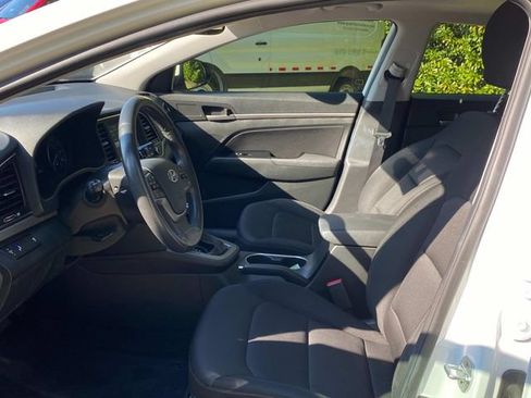 Used 2018 Hyundai Elantra Value Edition FWD image 11