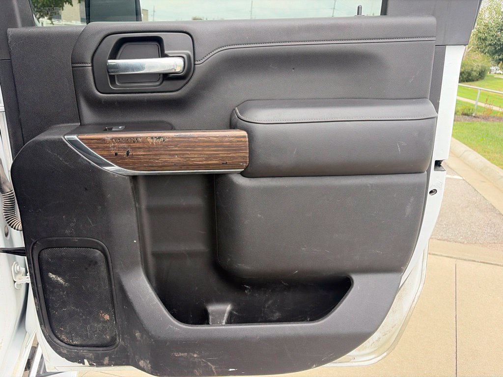 Used 2022 Chevrolet Silverado 3500 High Country w/ Safety Package II AWD/4WD image 31